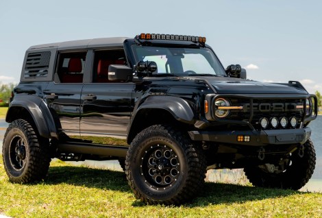 2,400-Mile 2023 Ford Bronco Raptor Maxlider
