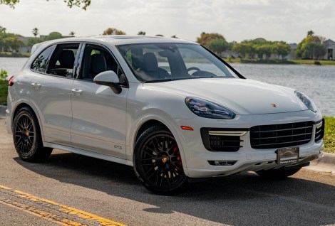 37k-Mile 2016 Porsche Cayenne GTS