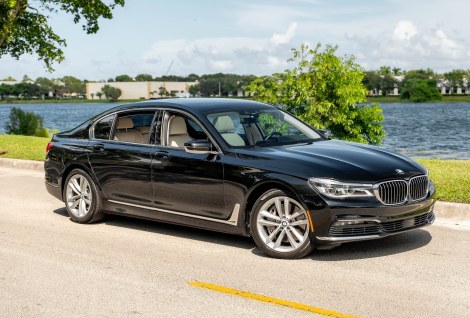 2018 BMW 750i xDrive
